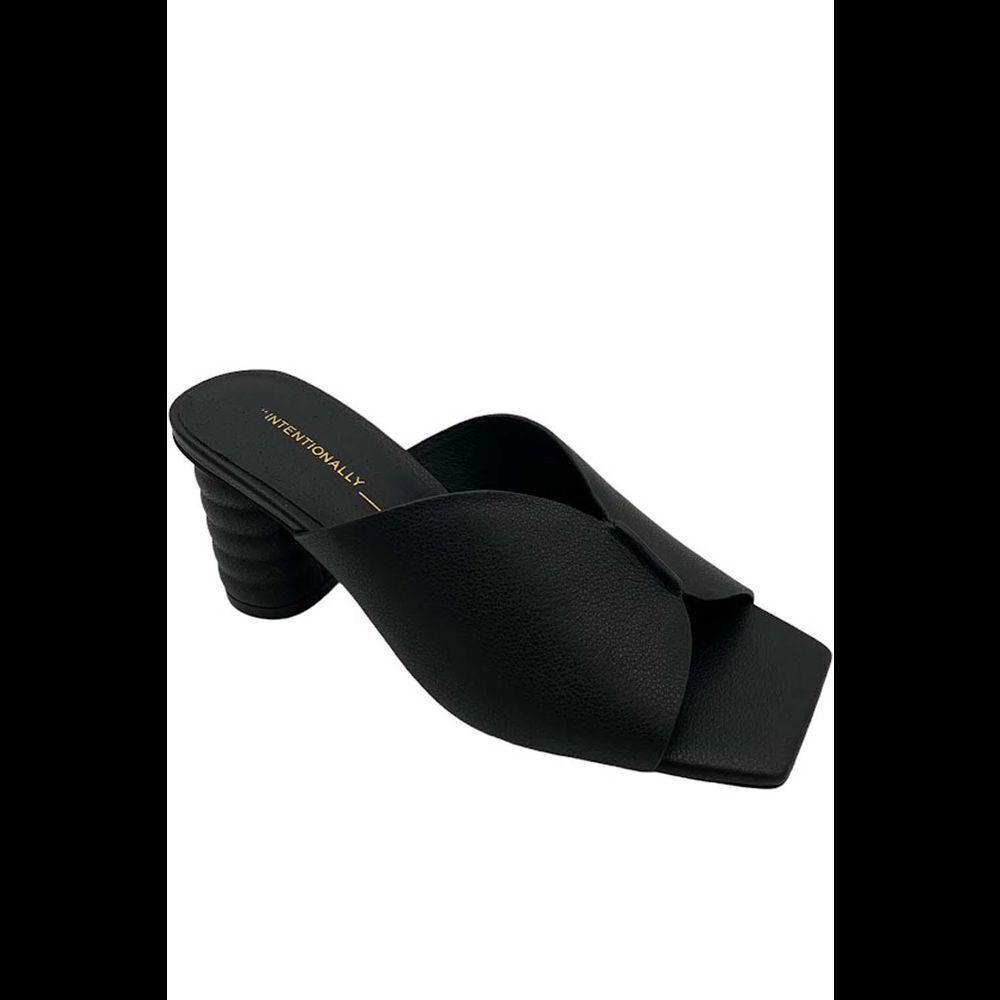 INTENTIONALLY BLANK Leather Heeled Mules Kamika Black - Medium